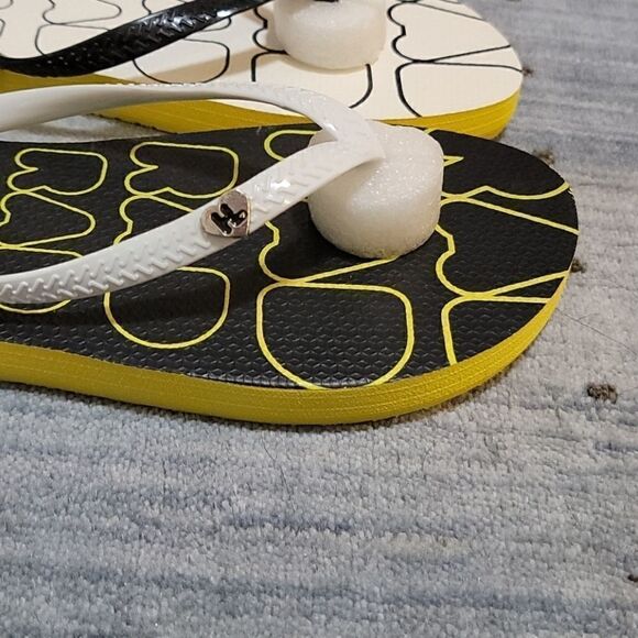 NWT Harajuku Lovers Rad Flip Flops various sizes - Picture 2 of 4